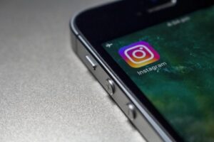 Cara menghapus kategori di instagram